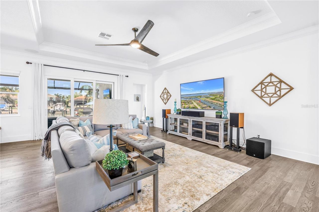 513 17th Avenue E, Palmetto, FL 34221 Photo