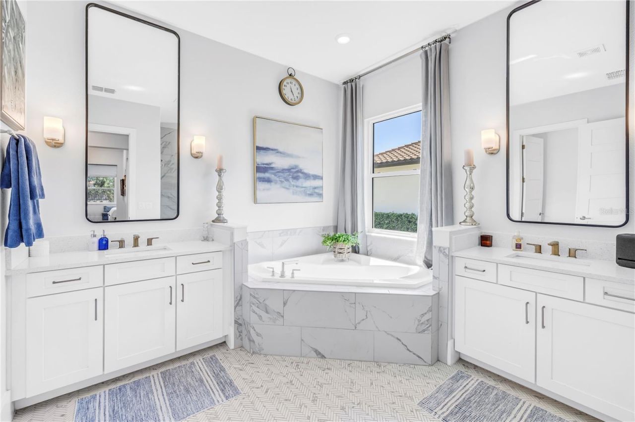 513 17th Avenue E, Palmetto, FL 34221 Photo