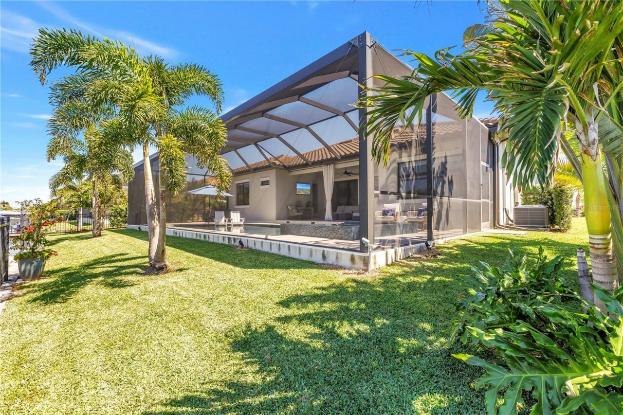 513 17th Avenue E, Palmetto, FL 34221 Photo