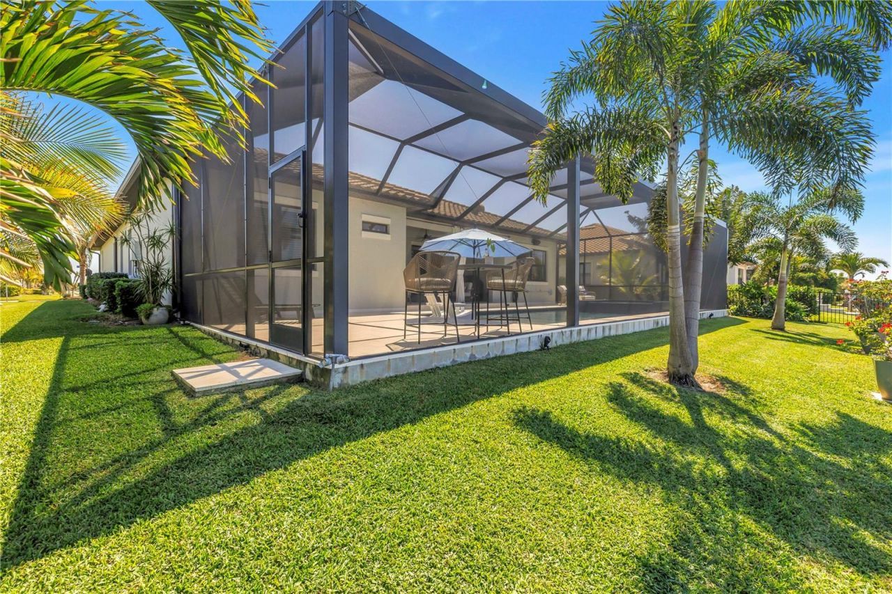 513 17th Avenue E, Palmetto, FL 34221 Photo