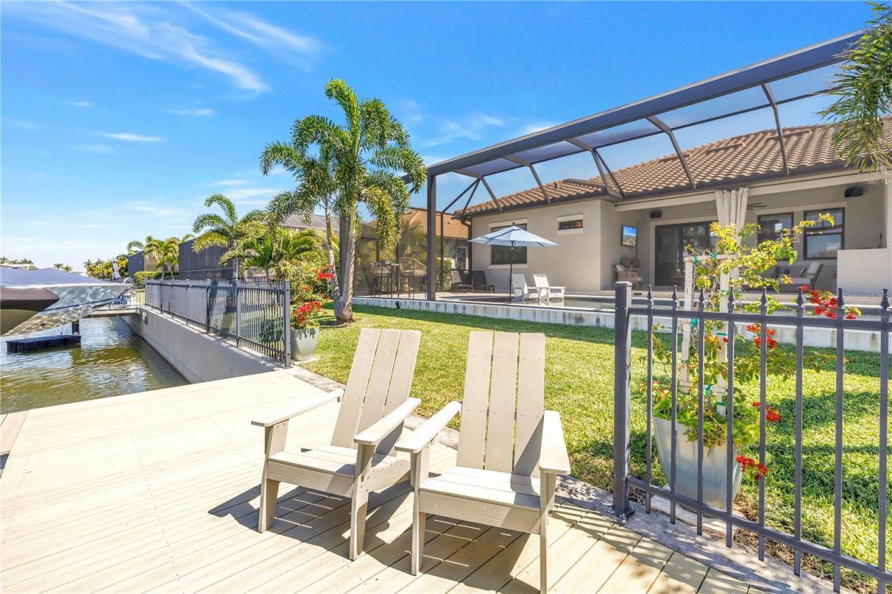 513 17th Avenue E, Palmetto, FL 34221 Photo