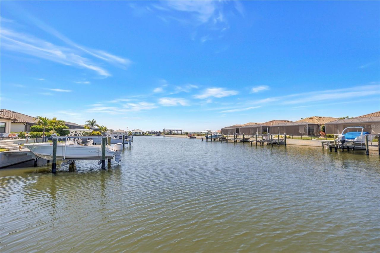 513 17th Avenue E, Palmetto, FL 34221 Photo