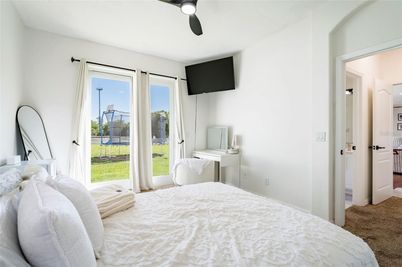 212 Excalibur Court, Brandon, FL 33511 Photo