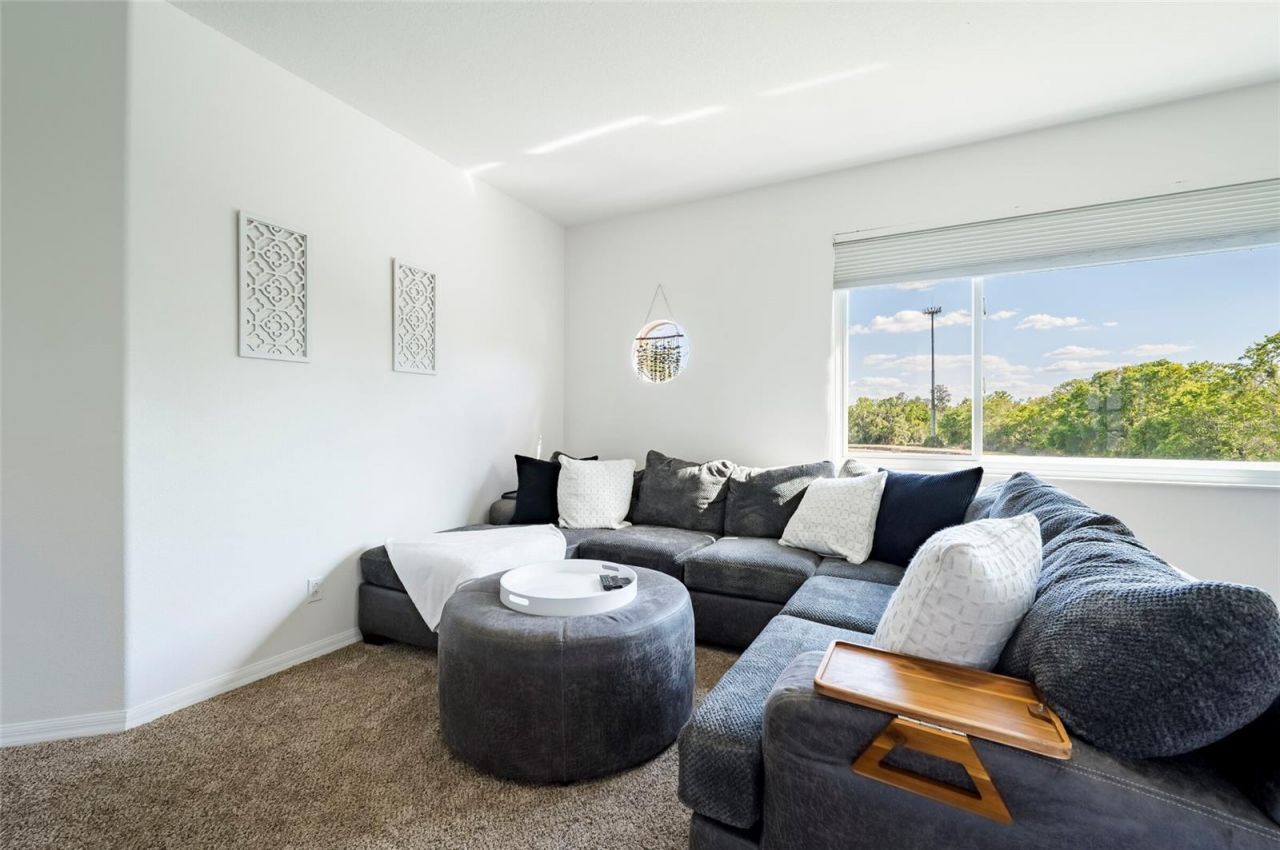 212 Excalibur Court, Brandon, FL 33511 Photo