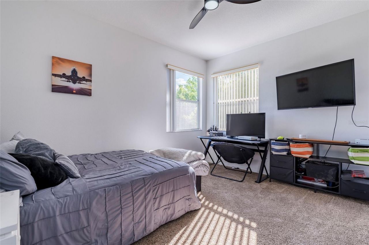 212 Excalibur Court, Brandon, FL 33511 Photo