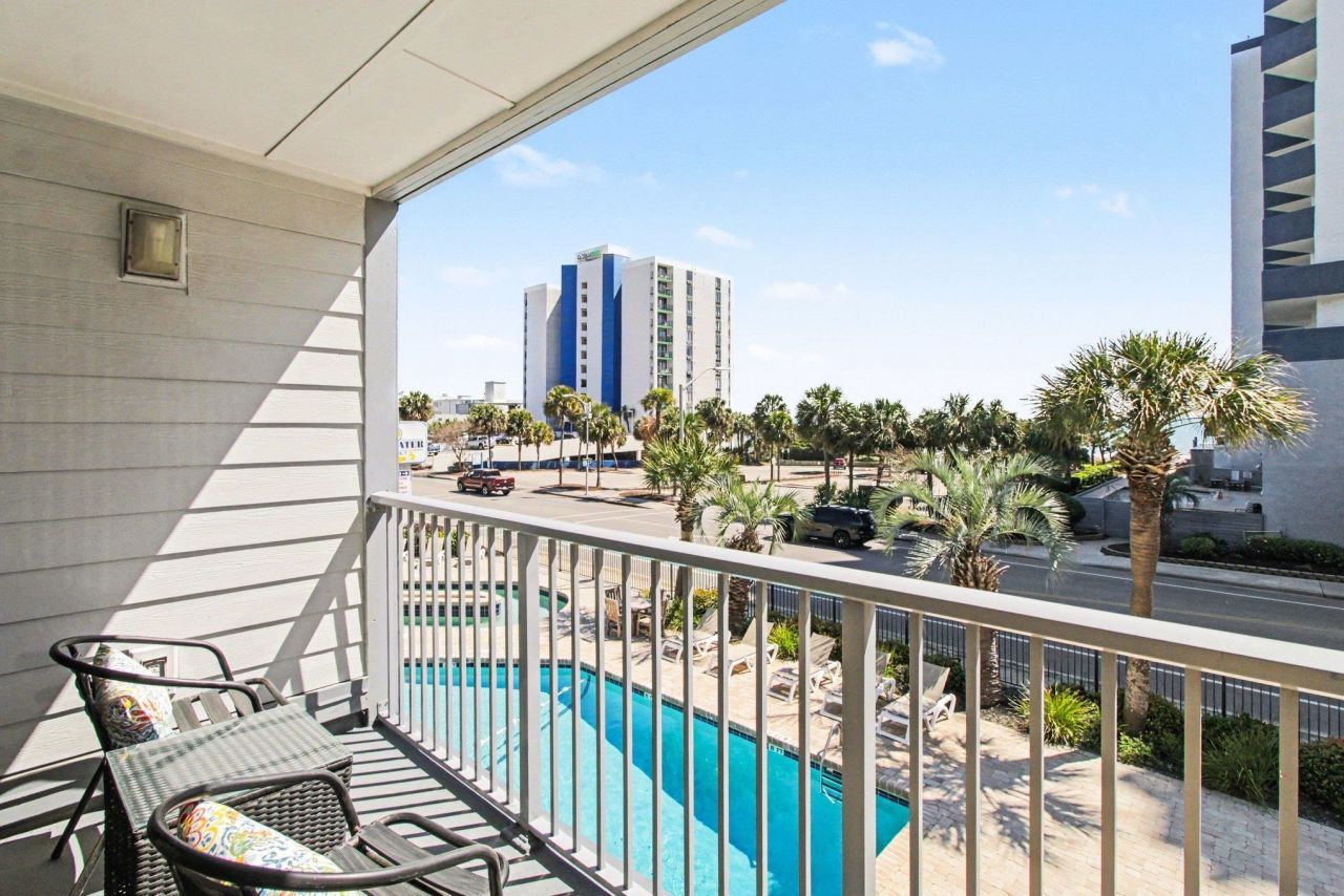 2000 S Ocean Blvd. Photo 17