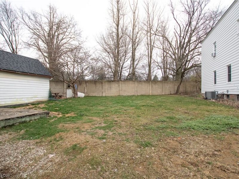 1913 E 123rd Street , Cleveland, OH 44106 Photo 24