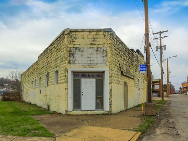 97 Helen St, Mc Kees Rocks, PA 15136