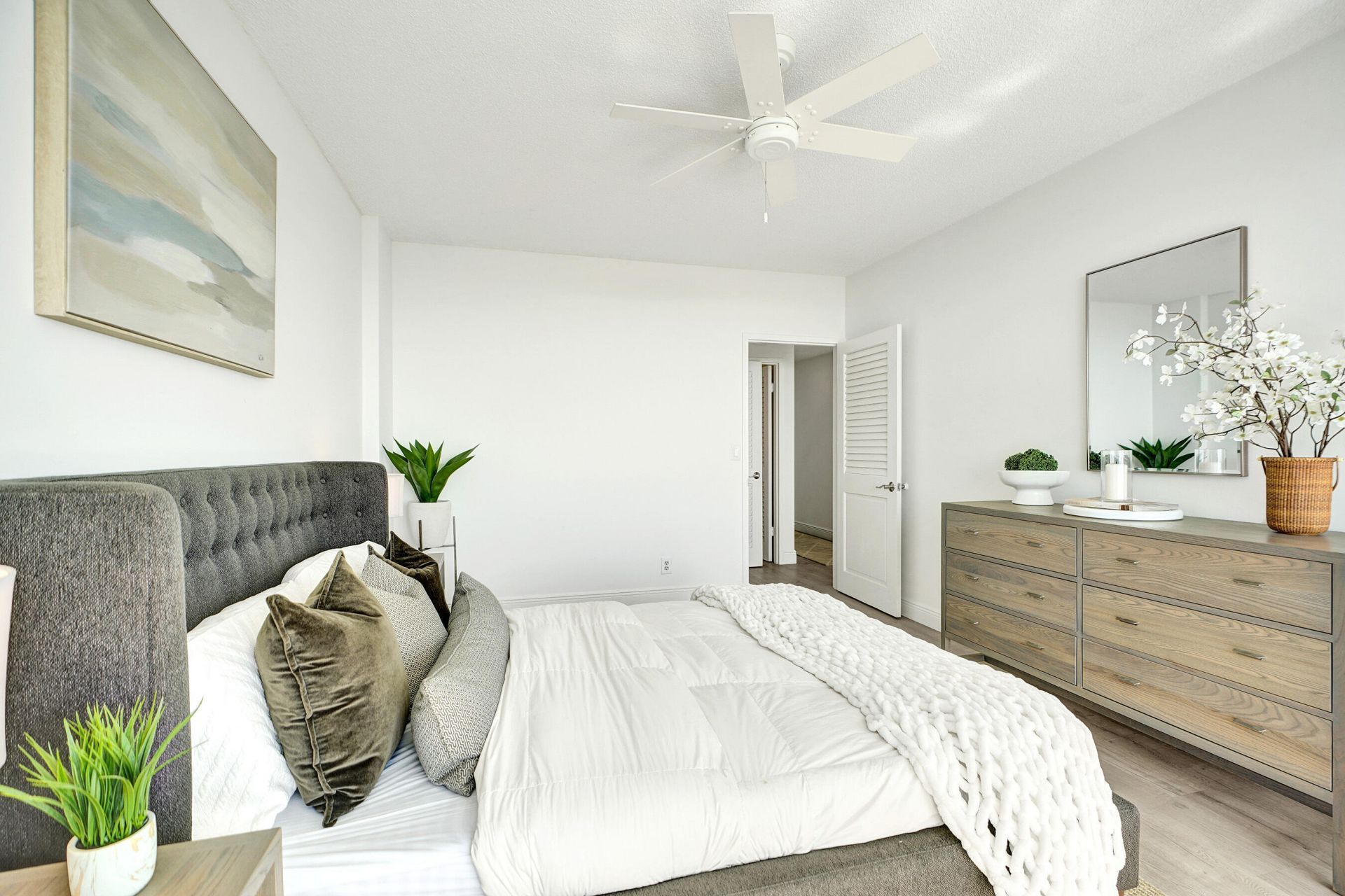 2840 N Ocean Boulevard, Unit 903, Fort Lauderdale, FL 33308 Photo