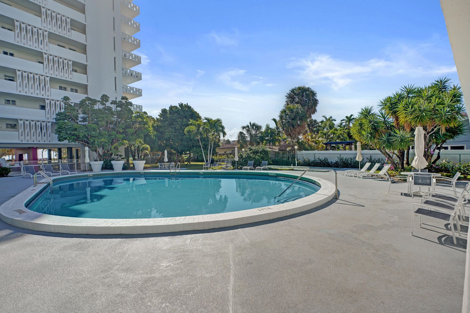 2840 N Ocean Boulevard, Unit 903, Fort Lauderdale, FL 33308 Photo