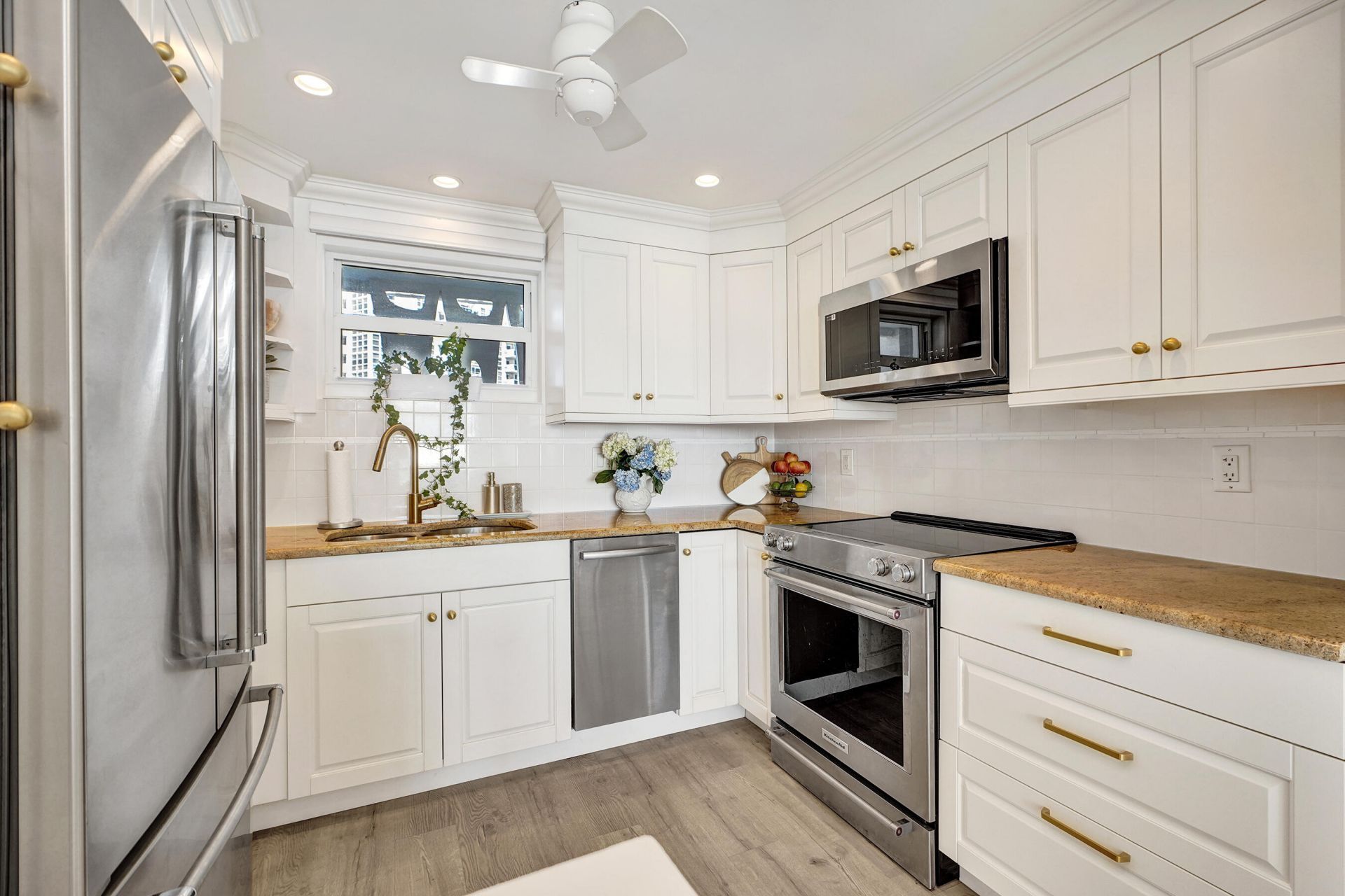 2840 N Ocean Boulevard, Unit 903, Fort Lauderdale, FL 33308 Photo