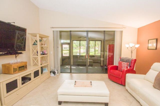 4907 Boxwood Circle, Boynton Beach, FL 33436 Photo