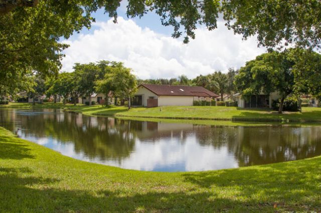 4907 Boxwood Circle, Boynton Beach, FL 33436 Photo