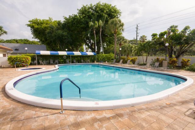 4907 Boxwood Circle, Boynton Beach, FL 33436 Photo