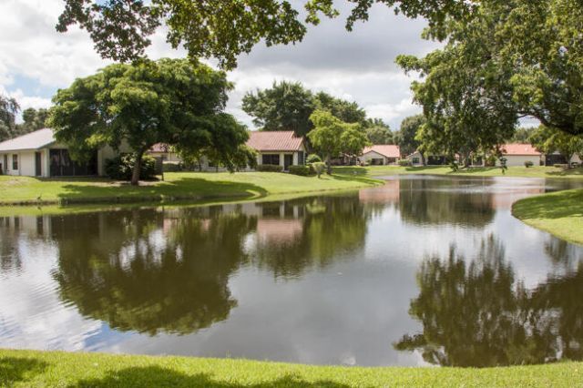 4907 Boxwood Circle, Boynton Beach, FL 33436 Photo