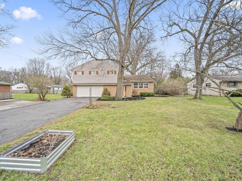 1194 Arbor Lane, Marion, OH 43302 Photo 4