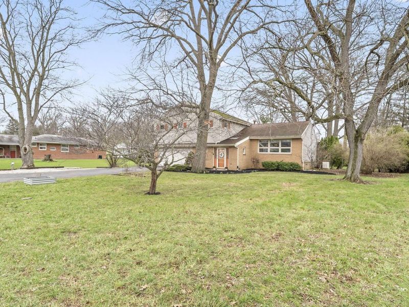 1194 Arbor Lane, Marion, OH 43302 Photo 6