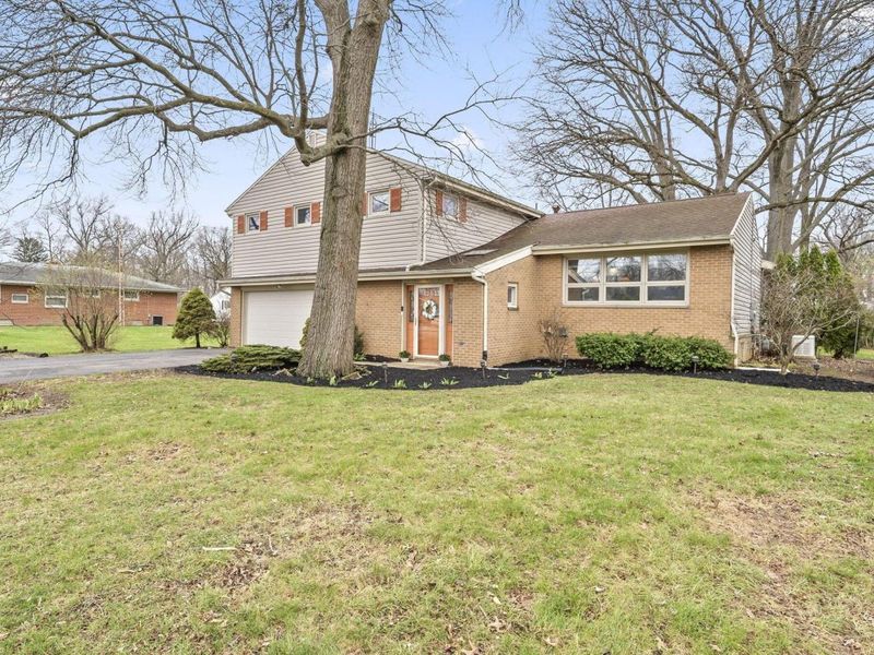 1194 Arbor Lane, Marion, OH 43302 Photo 7