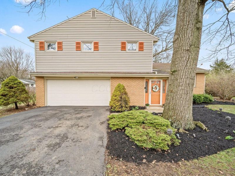 1194 Arbor Lane, Marion, OH 43302 Photo 8