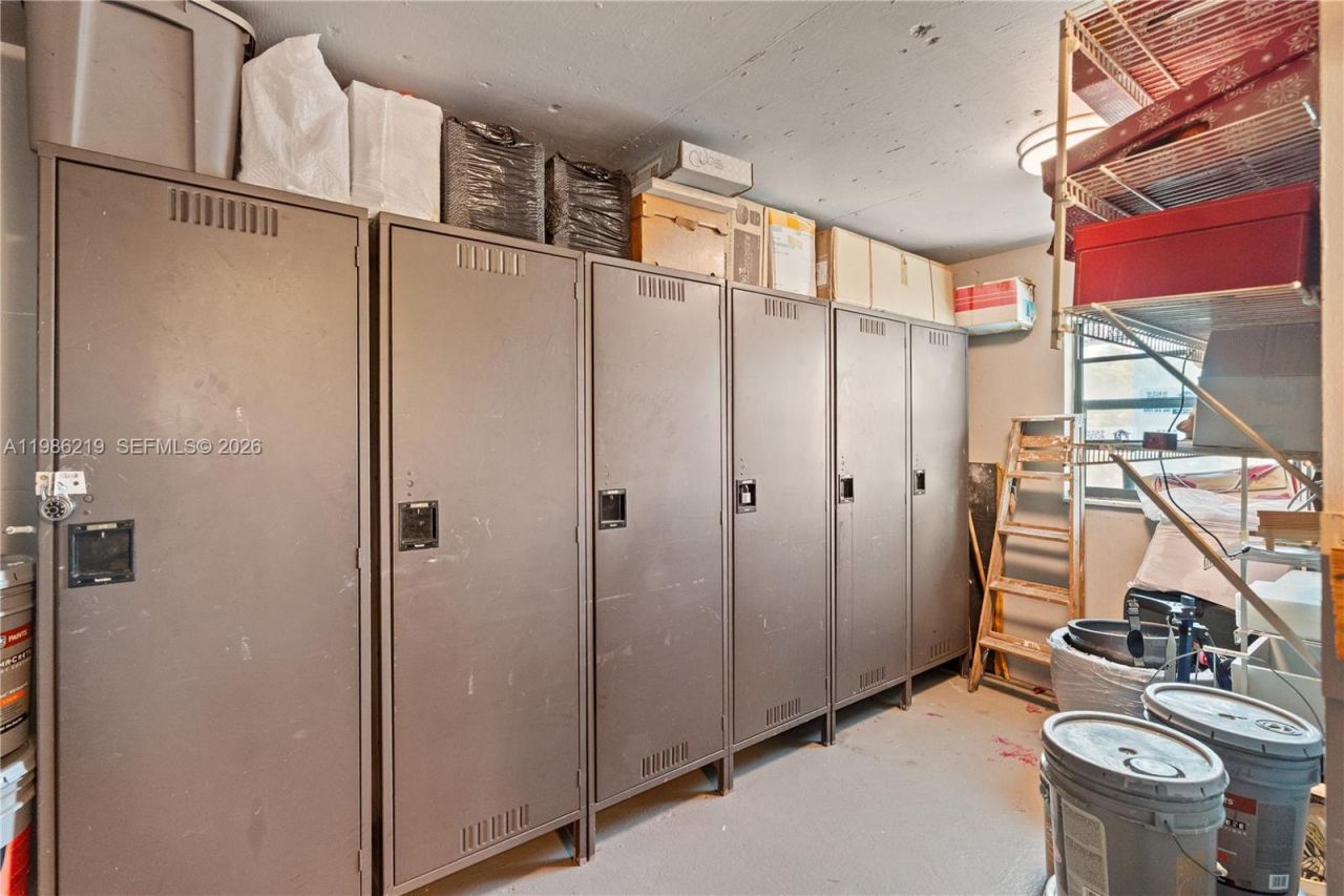 4800 Hillcrest Ln, Unit 408, Hollywood, FL 33021 Photo