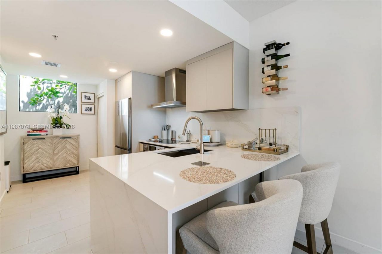 3339 Virginia Street , Unit 316, Miami, FL 33133 Photo