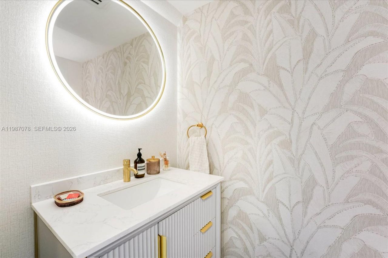 3339 Virginia Street , Unit 316, Miami, FL 33133 Photo