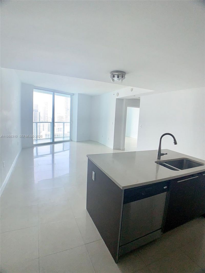 1900 N Bayshore Dr, Unit 2606, Miami, FL 33132 Photo