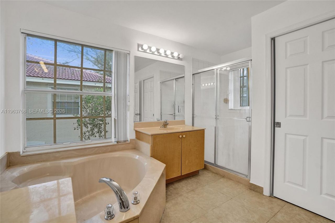 4253 SW 124th Ter , Miramar, FL 33027 Photo