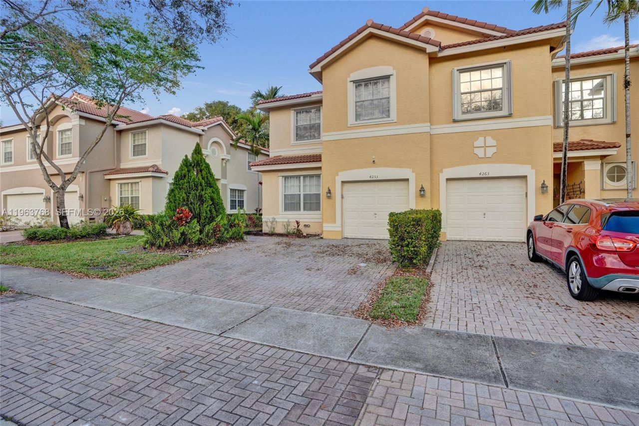 4253 SW 124th Ter , Miramar, FL 33027 Photo