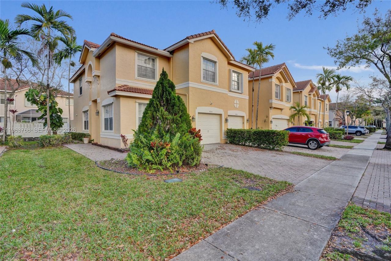 4253 SW 124th Ter, Miramar, FL 33027 Photo