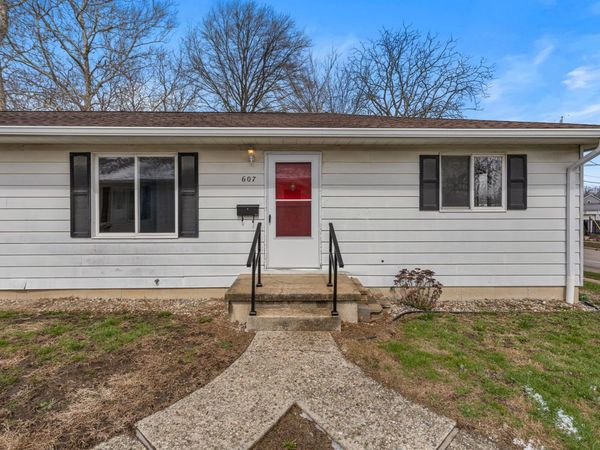 607 S Glover Avenue , Urbana, IL 61802