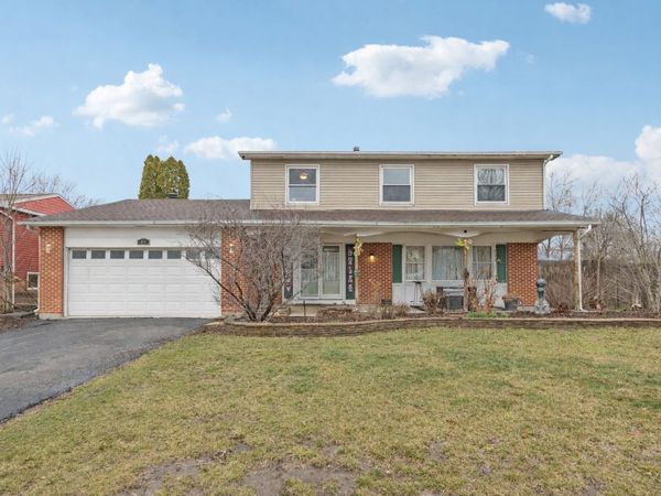 333 Grosvenor Court , Bolingbrook, IL 60440