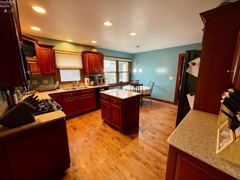 2533 Foxfire Lane, Findlay, OH 45840 Photo 22