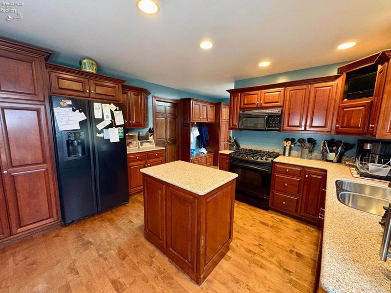 2533 Foxfire Lane, Findlay, OH 45840 Photo 23