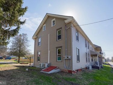 1890 WATER STREET, WASHINGTON BORO, PA 17582