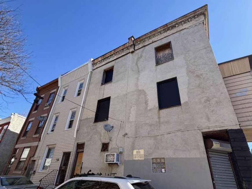 2205 N Chadwick Street, Philadelphia, PA 19132 Main Photo