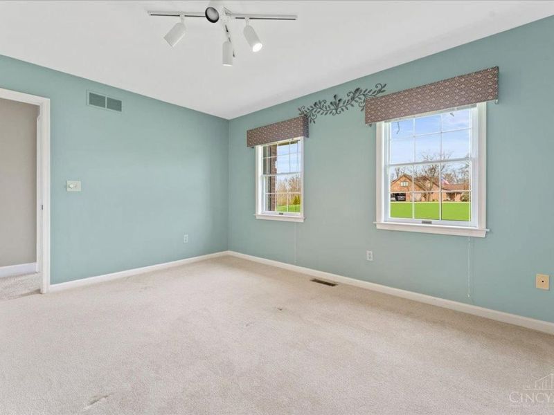 5182 Michael Anthony Lane, Cincinnati, OH 45247 Photo 27