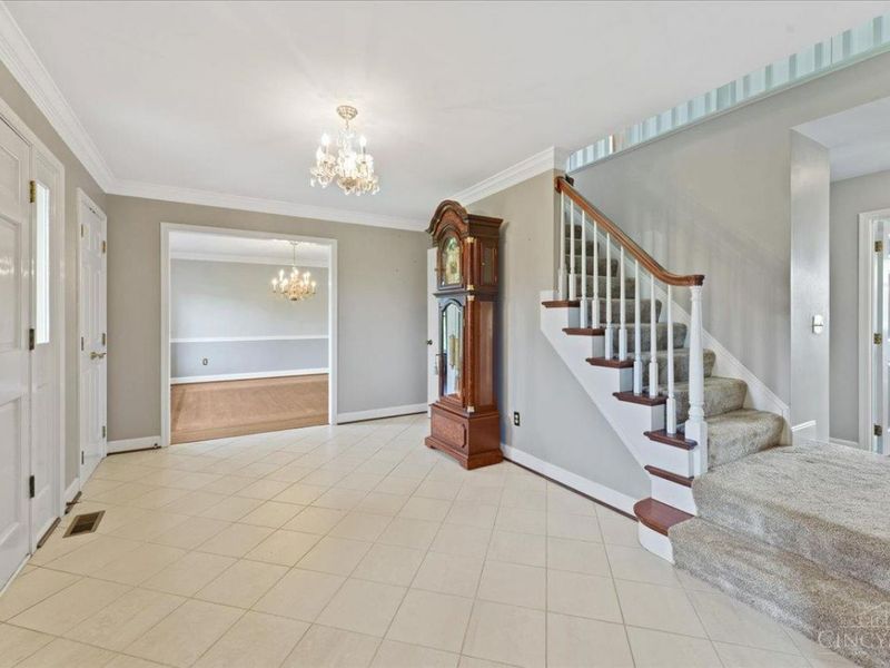 5182 Michael Anthony Lane, Cincinnati, OH 45247 Photo 5