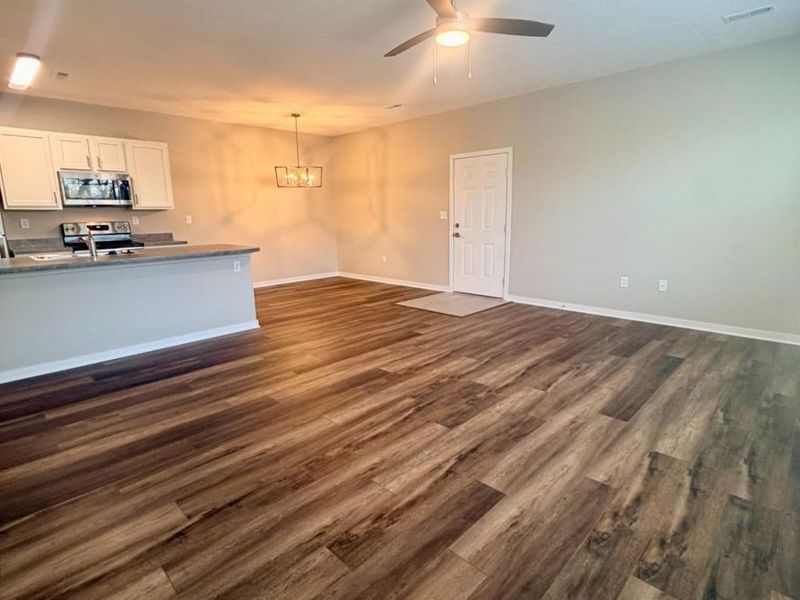 732 Pheasant Run Drive, Lebanon, OH 45036 Photo 2