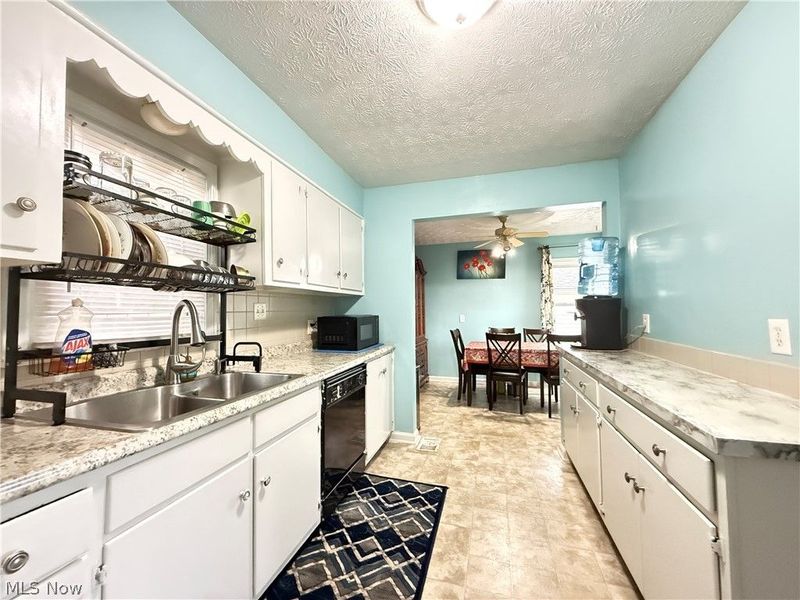 1068 Easton Drive , Akron, OH 44310 Photo 8