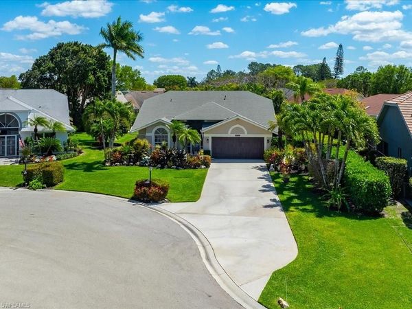 6642 Middlesex PL, NAPLES, FL 34104