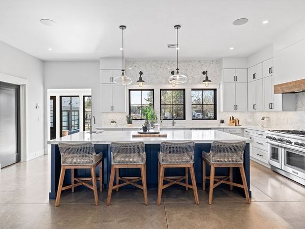 195 Lincoln Rd, Walpole, MA 02081