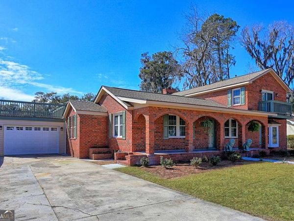 3127 Gilbert Street, Savannah, GA 31404