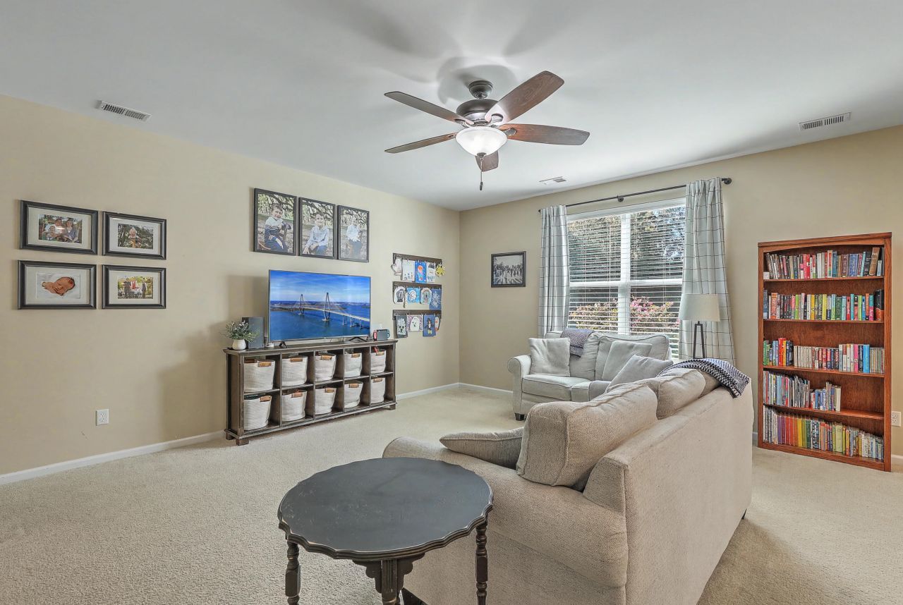 113 Santino Court Photo 4