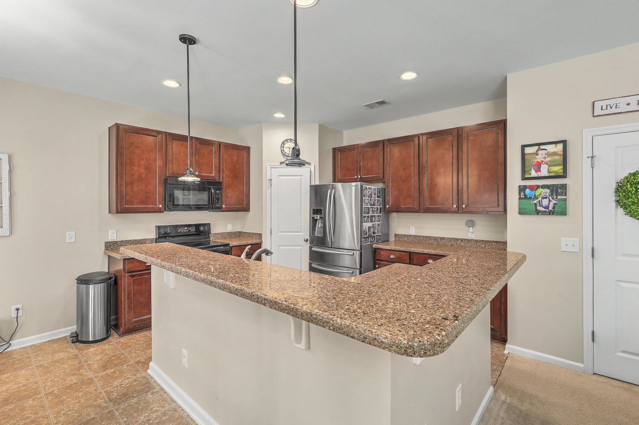 113 Santino Court Photo 9