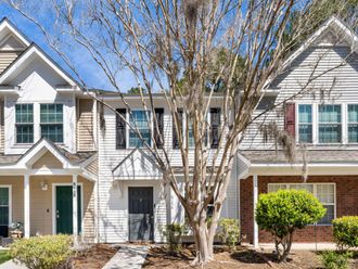 8156 Shadow Oak Drive North Charleston, SC 29406