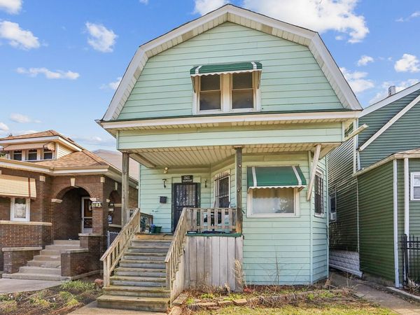 7127 S Artesian Avenue , Chicago, IL 60629