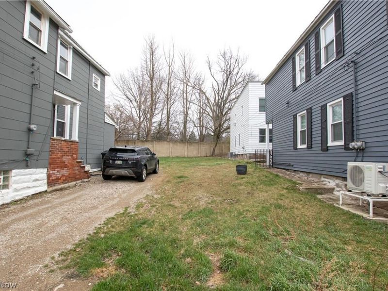 1915 E 123rd Street , Cleveland, OH 44106 Photo 4