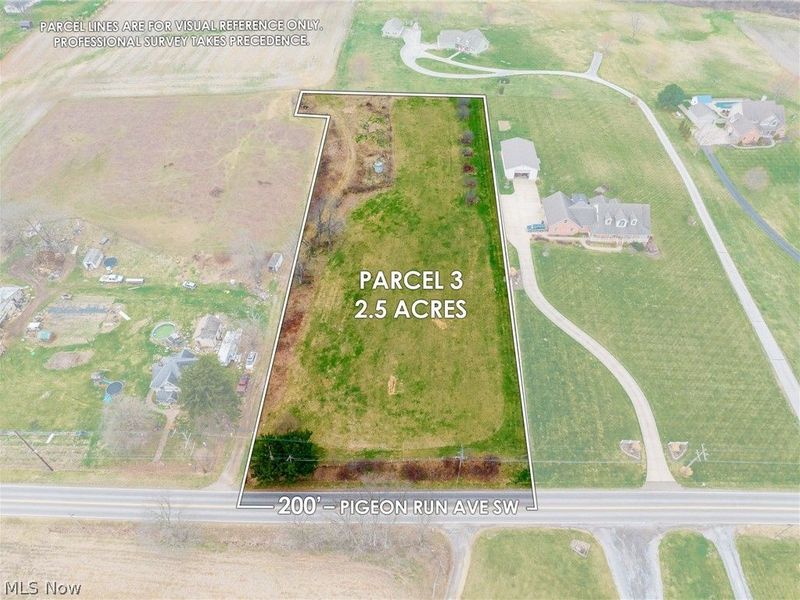 Pigeon Run Avenue SW, Navarre, OH 44662 Photo 2