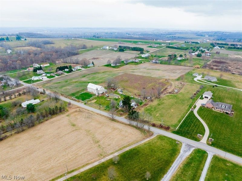 Pigeon Run Avenue SW, Navarre, OH 44662 Photo 3